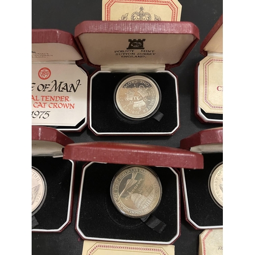 472 - ISLE OF MAN , BOXED WITH CERTIFICATES , SILVER PROOF CROWNS FOR THE YEARS : 1975 , 1976 X 2 , 1977 X... 