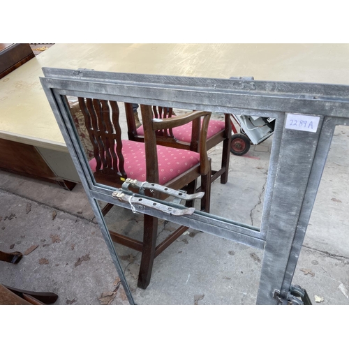 2389A - A VINTAGE STYLE GALVANISED WINDOW FRAME WITH THREE MIRRORED PANELS