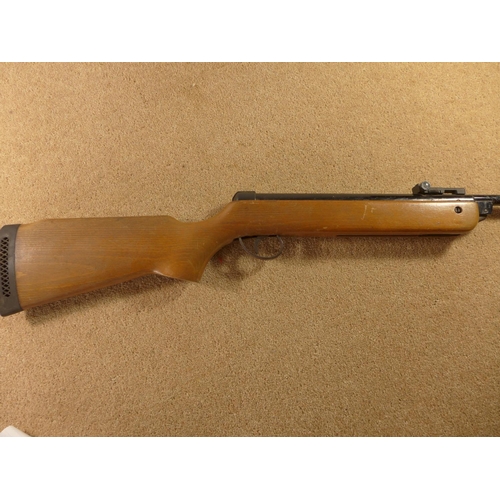 325 - A B.S.A. METEOR .22 CALIBRE AIR RIFLE