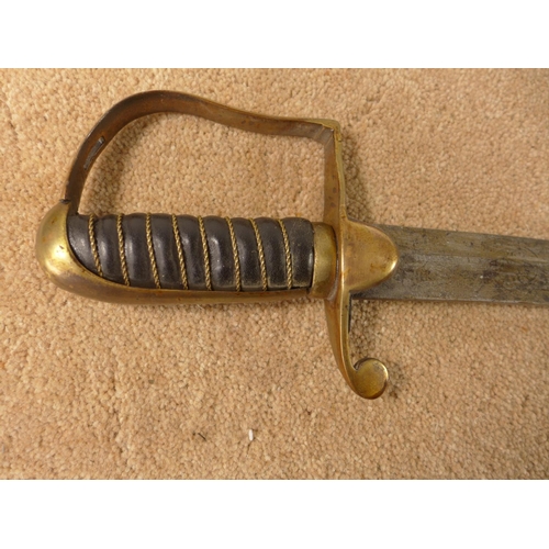 418 - A 19TH CENTURY 1796 PATTERN SWORD, 75CM CURVED BLADE WITH ACID ETCHED DECORATION, BRASS GUARD