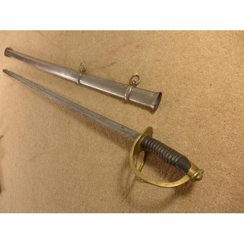 420 - AN AMERICAN CIVIL WAR RE-ENACTMENT SWORD, 85CM BLADE, BRASS GUARD, METAL SCABBARD