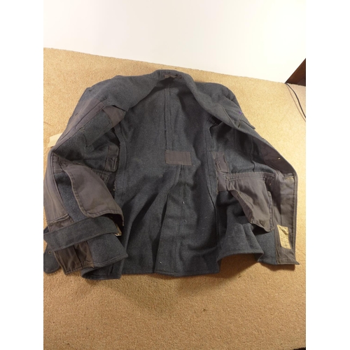 422 - AN RAF TUNIC DATED 1944 AND BELT