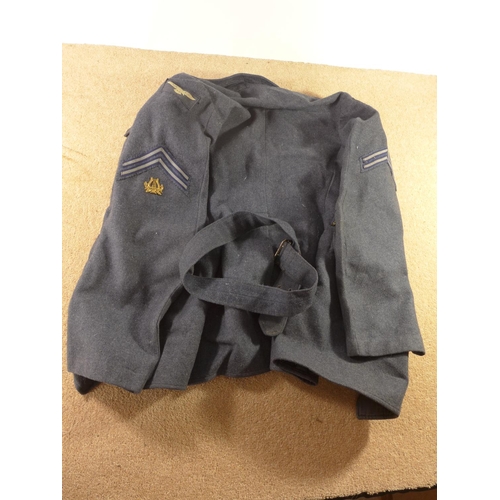 422 - AN RAF TUNIC DATED 1944 AND BELT