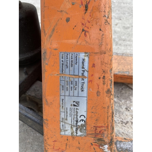 142 - A PALLET TRUCK - NO VAT