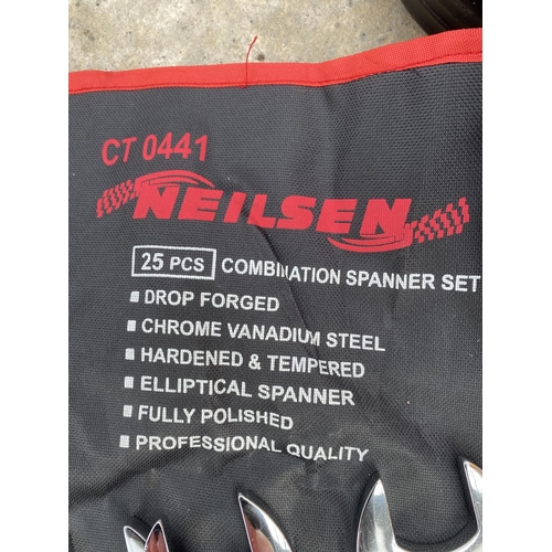 98 - A 25 PIECE COMBINATION SPANNER SET   + VAT