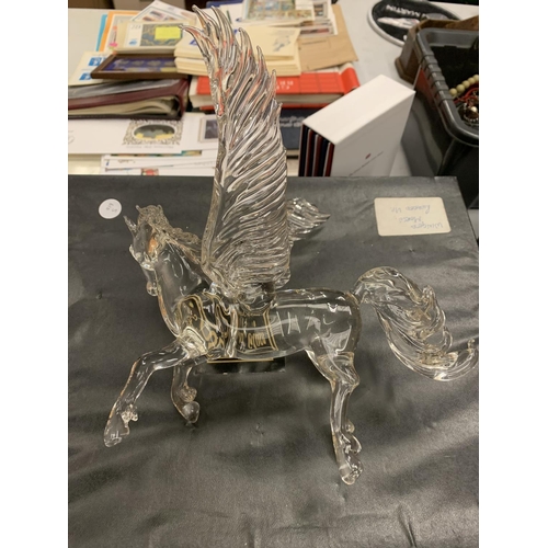 120 - A CRYSTAL GLASS SCULPTURE OF A WINGED HORSE