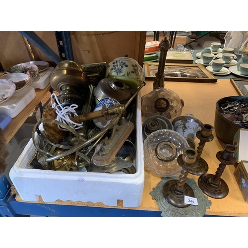 244 - A COLLECTION OF ASSORTED ITEMS TO INCLUDE OIL LAMP GLASS BOWLS, LAMP BASES, CANDLESTICKS ETC