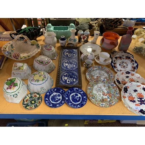 247 - A LARGE COLLECTION OF  ASSORTED CERAMICS AND GLASS WARE TO INCLUDE CABINET PLATES, TILED SERVING TRA... 