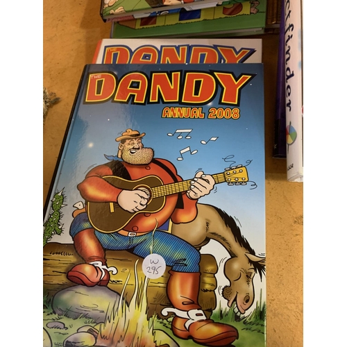 248 - A COLLECTION OF ASSORTED BOOKS AND ANNUALS TO INCLUDE BEANO AND DANDY