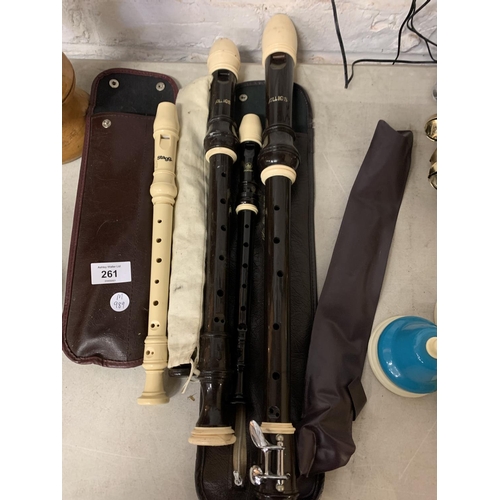 261 - A COLLECTION OF RECORDERS TO INCLUDE TENOR