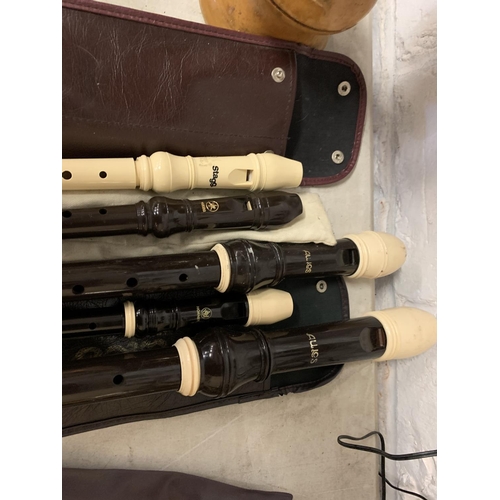 261 - A COLLECTION OF RECORDERS TO INCLUDE TENOR