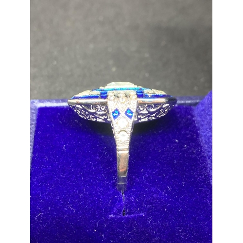 611 - A LARGE BLUE HEXAGONAL ART DECO STYLE DRESS RING SIZEL1/2 6.81 GRAMS WITH PRESENTATION BOX