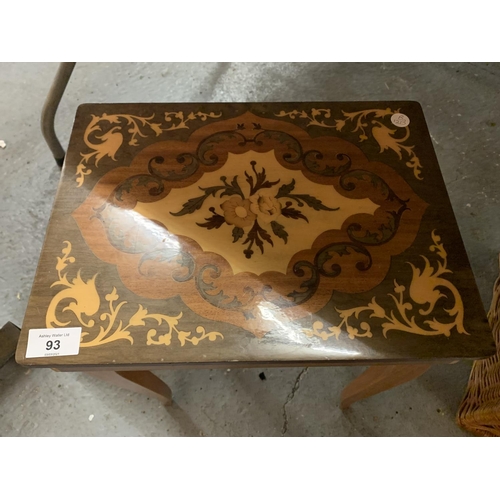 93 - AN ITALIAN STYLE MUSICAL SIDE TABLE WITH HINGED LID AND DECORATIVE DESIGN