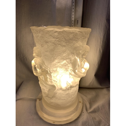 95 - AN ORNATE GLASS TABLE LAMP