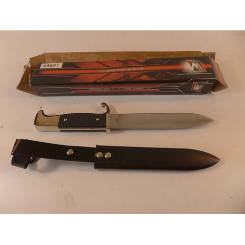 477 - A BOXED REPLICA HITLER YOUTH DAGGER