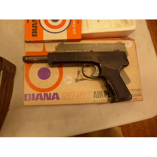 525 - A BOXED DIANA SP50 .177 CALIBRE AIR PISTOL