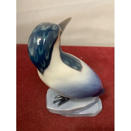 726 - A COPENHAGEN PORCELAIN KINGFISHER 1619 L