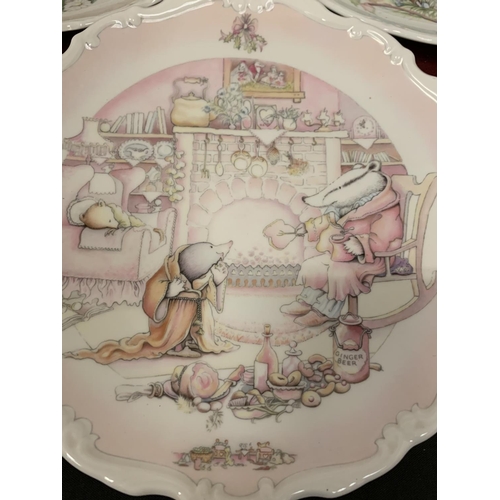 731 - THREE ROYAL DOULTON COLLECTORS PLATES DEPICTING SCENES FROM THE WIND IN THE WILLOWS BY CHRISTINA THW... 