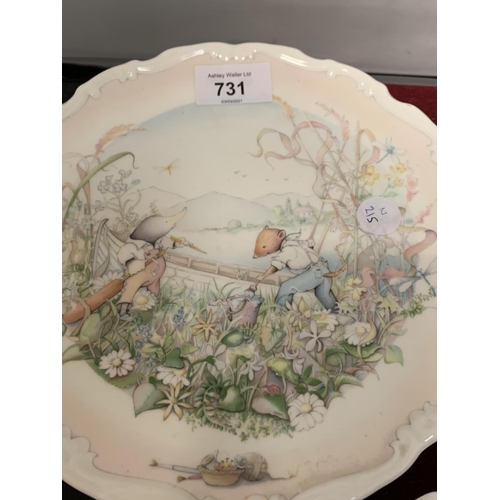 731 - THREE ROYAL DOULTON COLLECTORS PLATES DEPICTING SCENES FROM THE WIND IN THE WILLOWS BY CHRISTINA THW... 