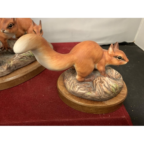 752 - TWO HANDPAINTED WILDLIFE STUDIES BY ARENA FIGURINES OF RED SQUIRRELS