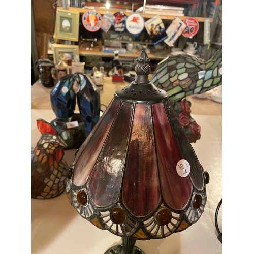 851 - A TIFFANY STYLE BEDSIDE LAMP WITH METAL BASE