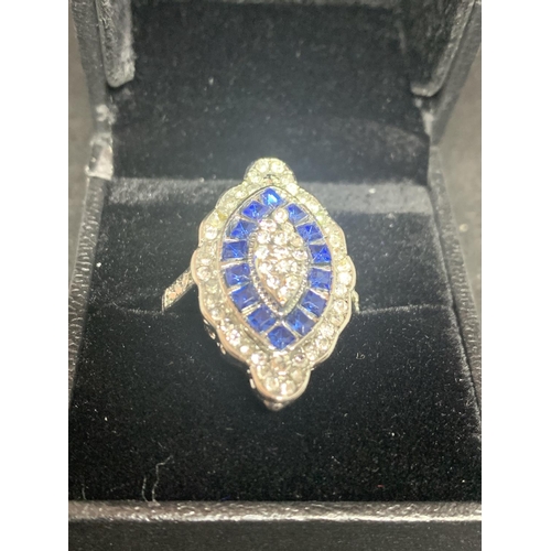 612 - A BLUE KITE GEMSTONE ART DECO STYLE DRESS RING SIZE L WEIGHT 6.76 GRAMS