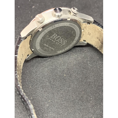 667 - A HUGO BOSS CHRONOGRAPH WRIST WATCH IN WORKING ORDER