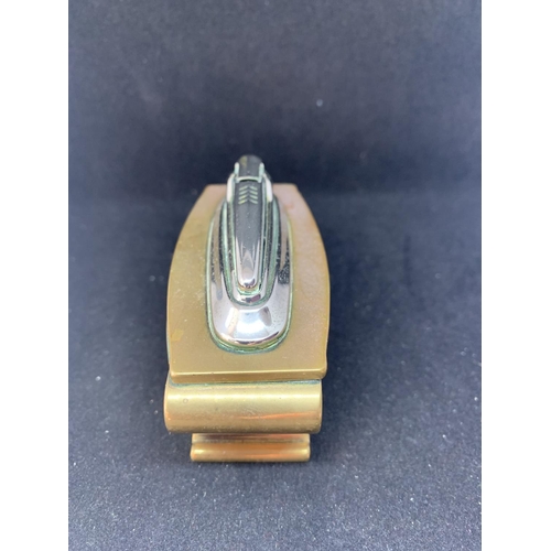 684 - A RONSON BRASS BASED TABLE LIGHTER