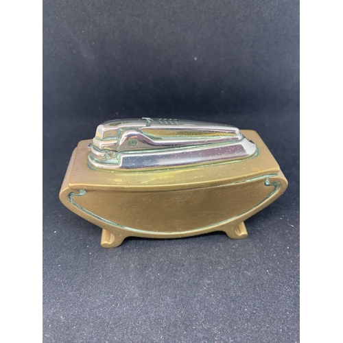 684 - A RONSON BRASS BASED TABLE LIGHTER