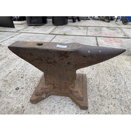 1 - A SMALL ANVIL 19.5