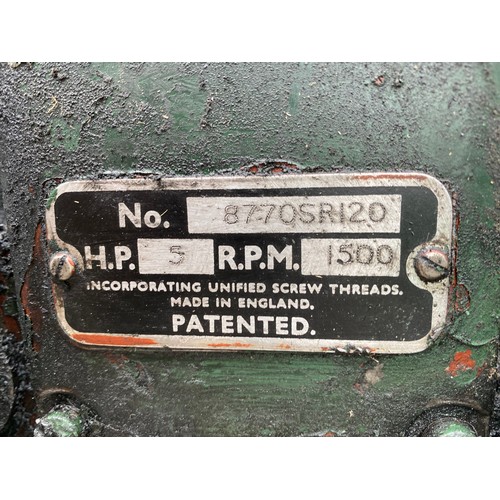 254 - A 2.5 KW GENERATOR ON 2 WHEEL CHASSIS WITH SINGLE CYLINDER LISTER ENGINE - IN GOOD WORKING ORDER  +V... 