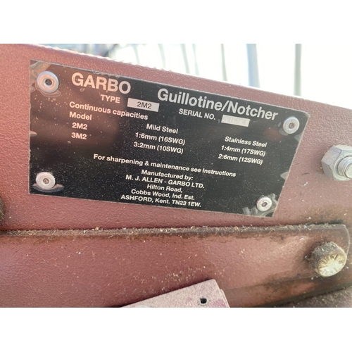 46 - A GARBO GUILLOTINE/NOTCHER   - NO VAT