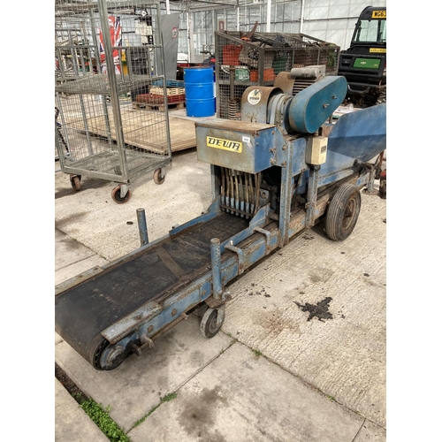 232 - A DEWA VISSER BLOCK MAKER/PLANTER WITH SIX SPARE SEEDERS - NO VAT