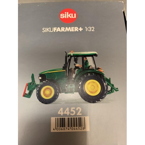 330 - A BOXED SIKU 4452 JOHN DEERE 5720 TRACTOR