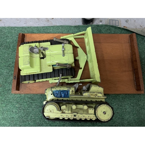 337 - A CORGI MAJOR EUCLID TC-12 DOZER AND TRACTOR IN SHOWCASE