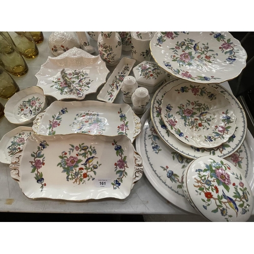 161 - A LARGE QUANTITY OF AYNSLEY 'PEMBROKE' CERAMICS SOME BEING REPRODUCTION