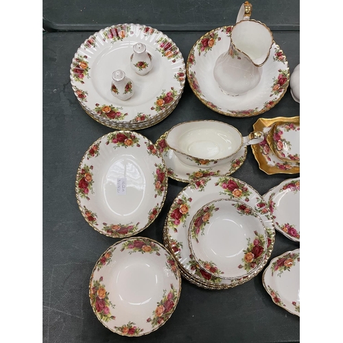 162A - A ROYAL ALBERT OLD COUNTRY ROSES PART DINNER SERVICE COMPRISING OF THIRTY THREE PIECES COMPRISING OF... 