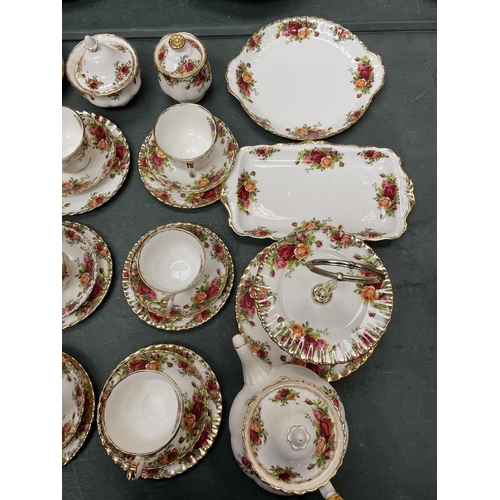 182A - A ROYAL ALBERT OLD COUNTRY ROSES FORTY FOUR PIECE TEA SET WITH TRIOS, CAKE PLATES, TEAPOT, SUGAR BOW... 