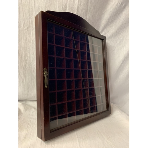 259 - A WOODEN WALL HANGING THIMBLE DISPLAY CASE