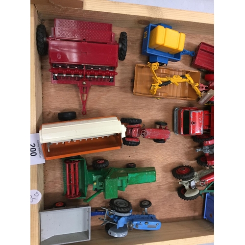 200 - A WOODEN TRAY OF VINTAGE DIE CAST MODEL FARM VEHICLES