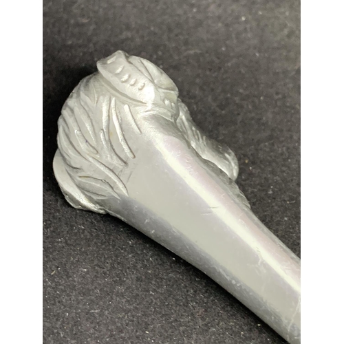 62A - A VICTORIAN LETTER OPENER DEPICTING A RAMS HEAD