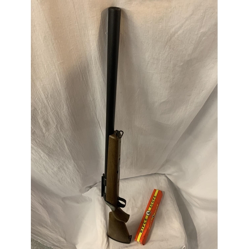 159 - AN AIR RIFLE AND A 4 X 20 RIFLE SCOPE