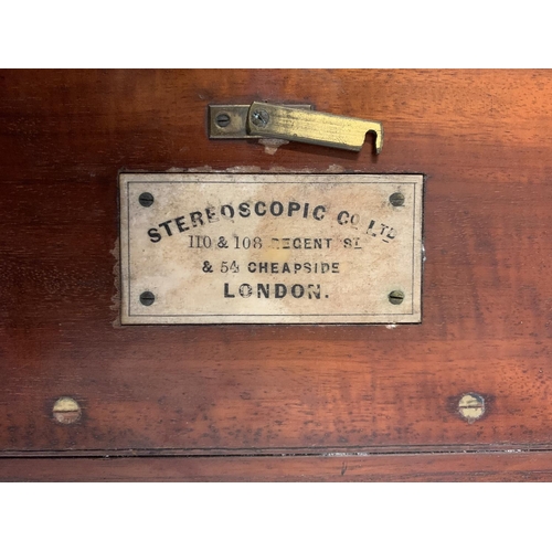 2 - A LARGE STEREOSCOPIC & CO LTD MAHOGANY AND BRASS CAMERA (WITHOUT LENS)