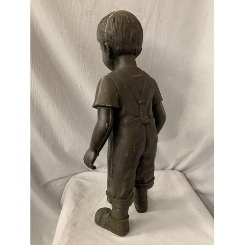 42 - A LARGE COMPOSITE FIGURE OF A BOY H:59 CM