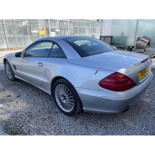 1220 - A 2004 MERCEDES SL 350 AUTO CONVERTIBLE. REGISTRATION Y8 SMH. 3724 CC  FROM A DECEASED'S ESTATE (AGE... 