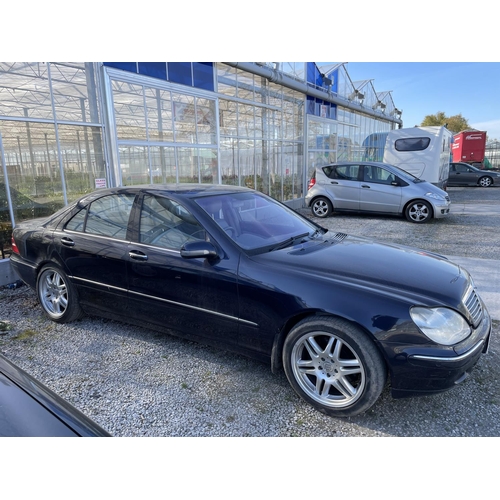 1230 - A 2001 MERCEDES S500 AUTO SALOON. REGISTRATION X58 WLJ. 4995 CC  FROM A DECEASED'S ESTATE (AGE AND C... 