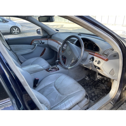 1230 - A 2001 MERCEDES S500 AUTO SALOON. REGISTRATION X58 WLJ. 4995 CC  FROM A DECEASED'S ESTATE (AGE AND C... 