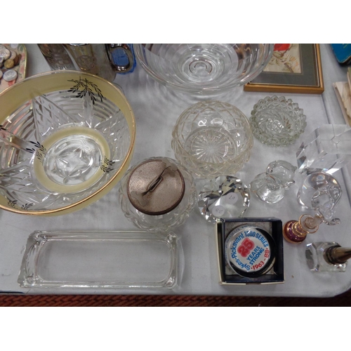 263 - A COLLECTION OF GLASS WARE TO INCLUDE GLASS PAPERWEIGHTS, THREE EMBROIDERED BIRD  PICTURES, LANTERN ... 