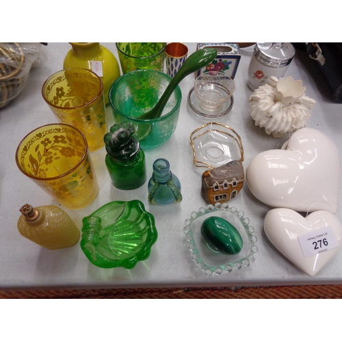 276 - A SELECTION OF GLASS AND CERAMIC ORNAMENTS