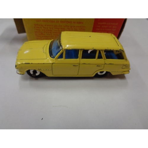 293 - A BOXED DINKY 141 VAUXHALL VICTOR ESTATE CAR